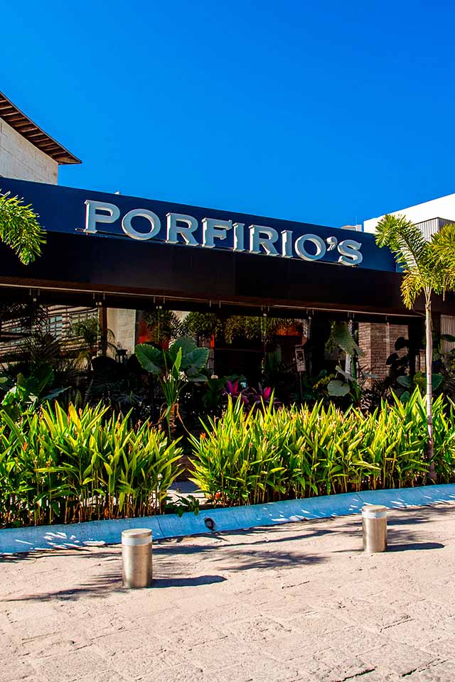 Porfirio's Puerto Vallarta Restaurante de comida mexicana Grupo
